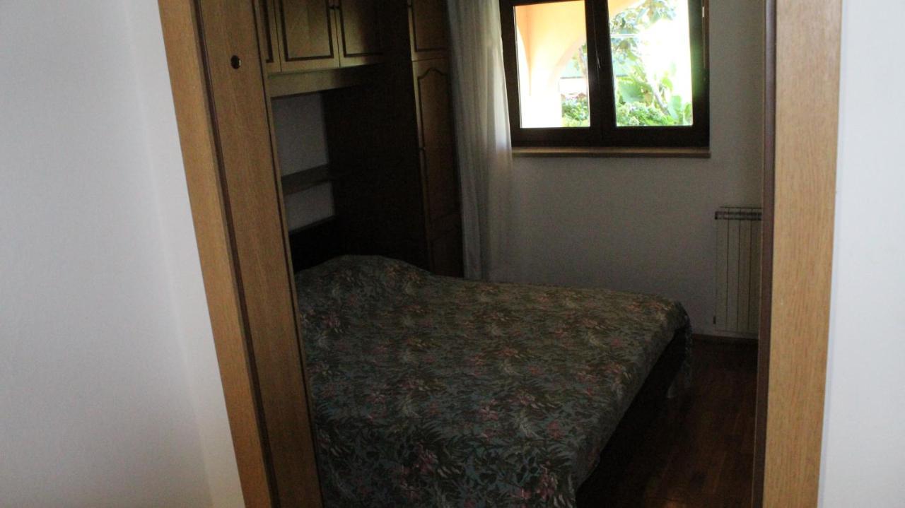 Apartman 100M2, Full Opremljen, Privatni Parking. Пула Екстериор снимка